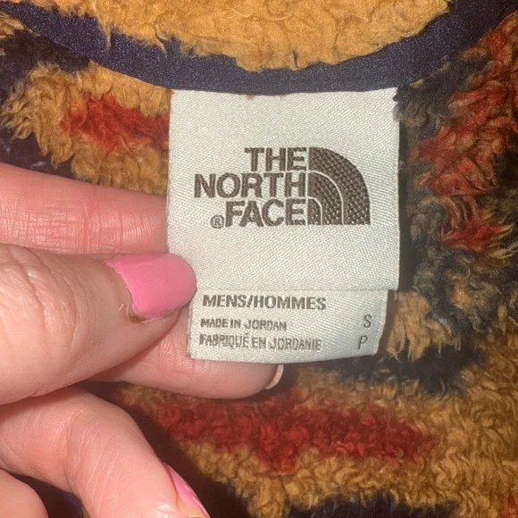 The North Face Men’s Campshire
Pullover Hoodie, Cedar Brown California Geo Print - Picture 9 of 13